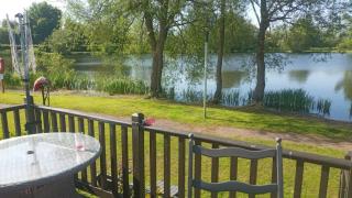 29 Dragonfly Lodge at Hoburne Cotswold with Countryside Views" — photo 3